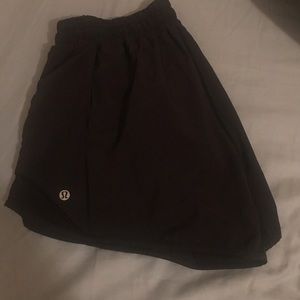 Lululemon Hotty Hot Shorts Size 8 Tall